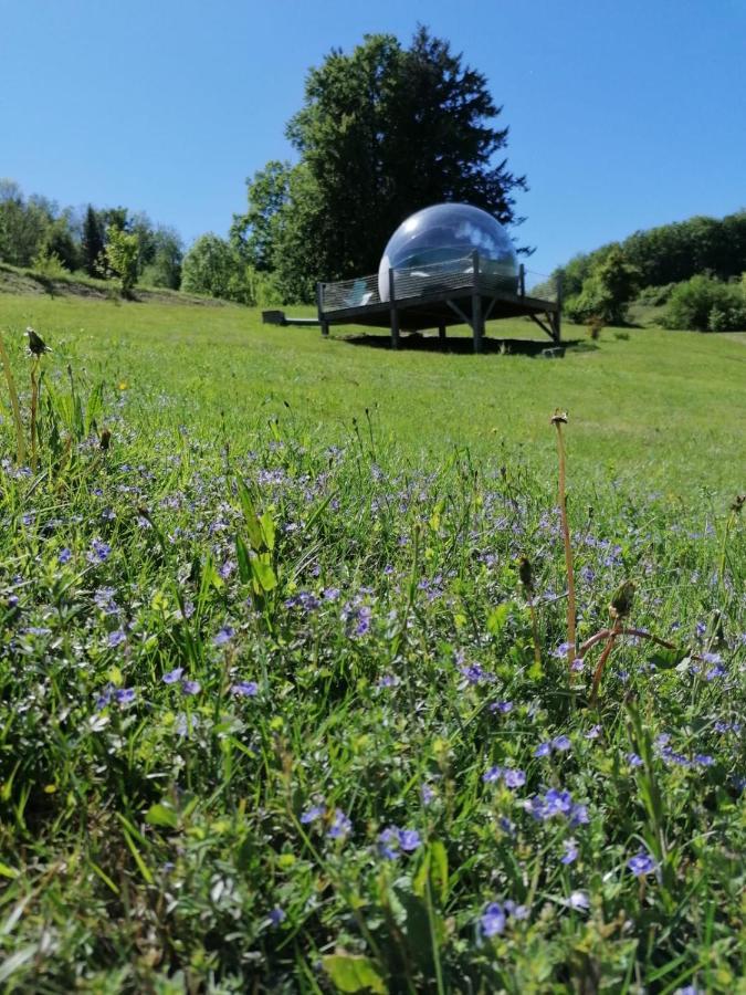 Monchateau Etoile, Hebergement Insolite Avec Spa Merlas Exterior foto